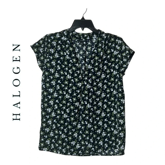 1540. HALOGEN SHORT CAP SLEEVE FLORAL PATTERN TOP 100% POLYESTER BLACK/WHITE - Picture 2 of 10